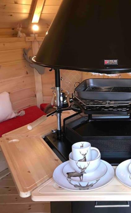 Romantic Treehouse With Hot Tub & Bbq Lodge Praze an Beeble Exteriér fotografie